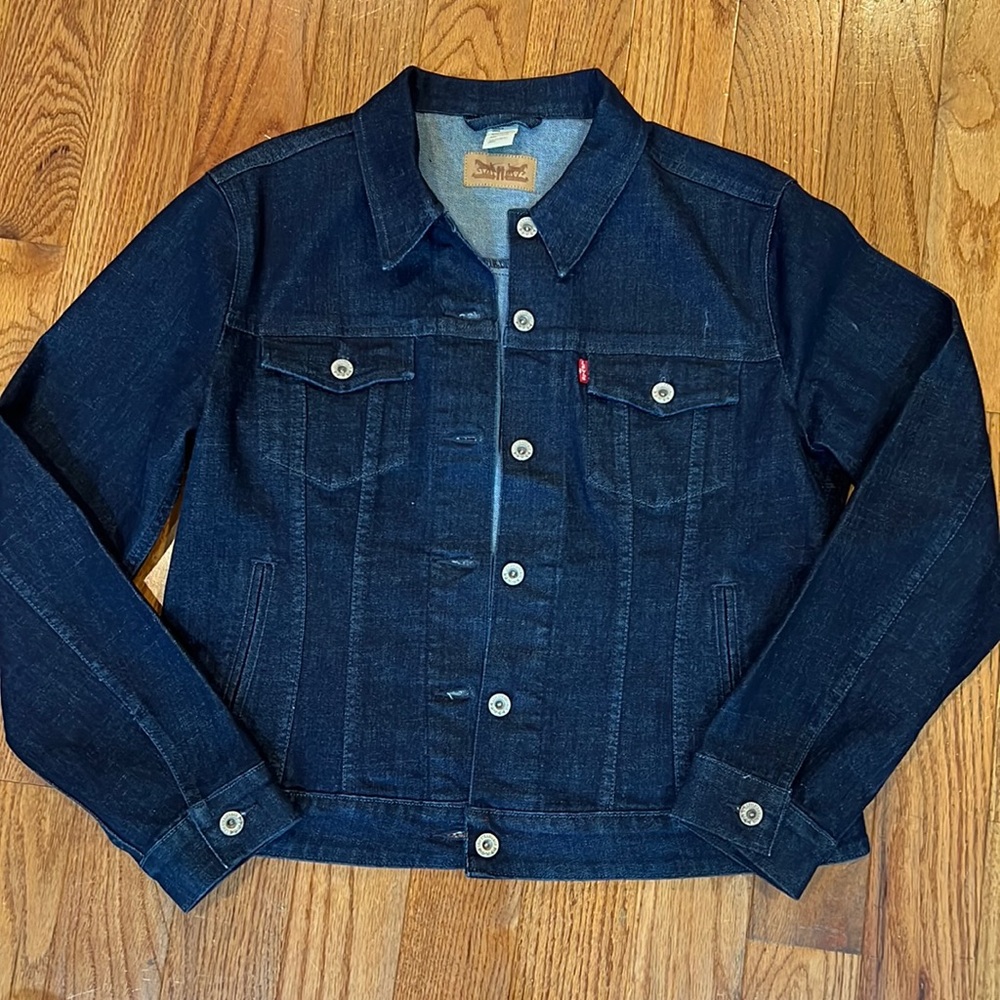 Levi’s dark blue denim jack XL
